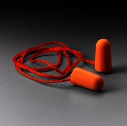 3M 1110 Tapon auditivo de espuma con cordon NRR 29 3M 1110 Tapon auditivo de espuma con cordon NRR 29