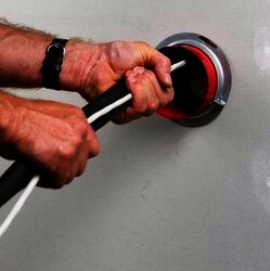 3M Abrazaderas para montaje de pasa muros redondo